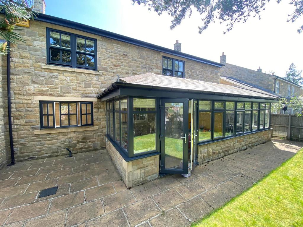 Conservatory Spray Painting UPVC Conservatory Spray Painting UPVC